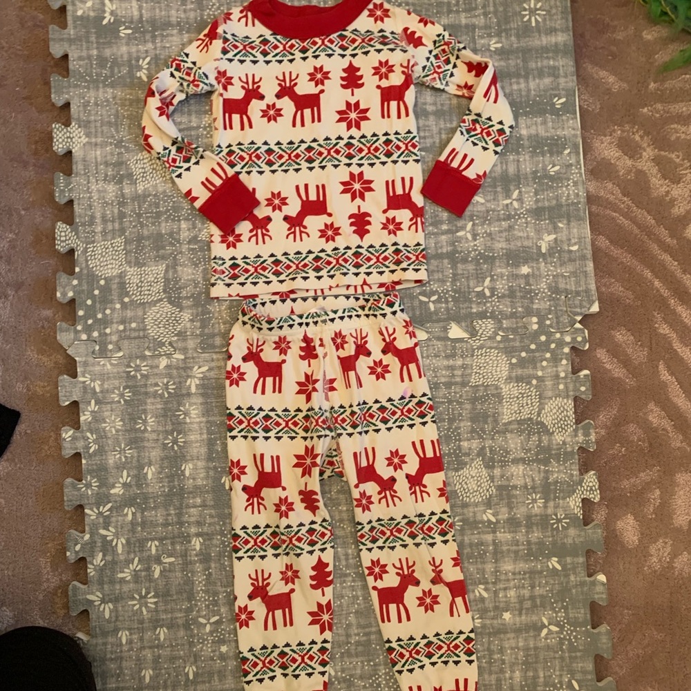 Hanna Andersson Deer Deer 2 piece matching Christmas pajamas